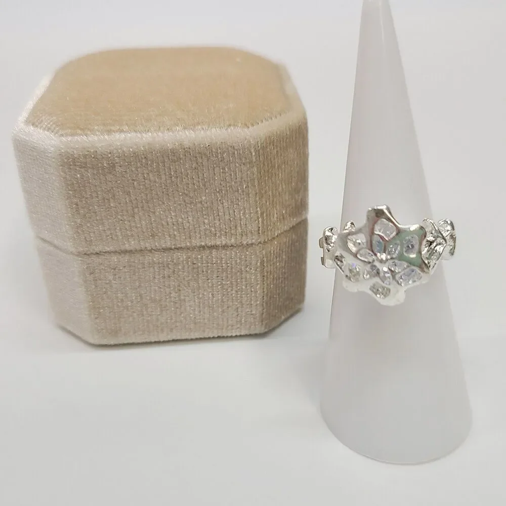 Lord of the Rings Galadriel Ring Elvish Nenya Size 6 Silver Tone & Box